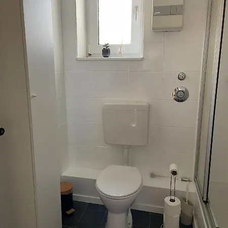 Sano - - Platz Fuer Bis Zu 5 Personen - Waschmaschine - Smart Tv דירה *